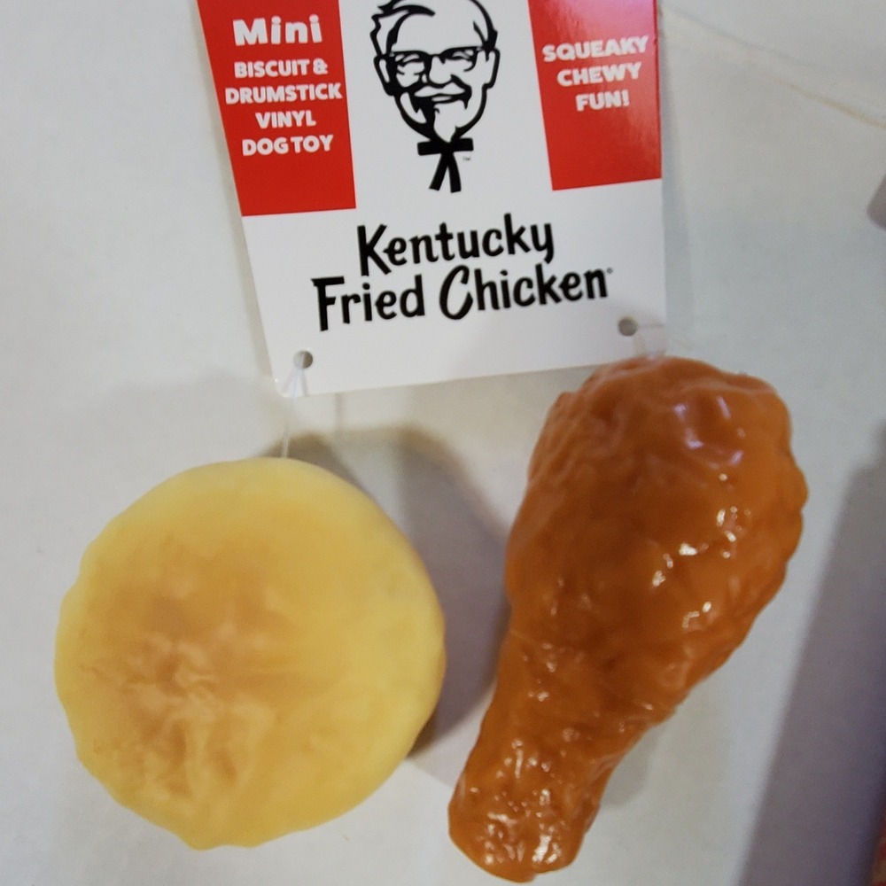 KFC Kentucky Fried Chicken Mini Vinyl Squeaky Dog Toy Set Drumstick Wrap Soda - Picture 4 of 5